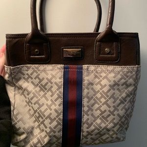 Tommy Hilfiger Purse (BEST OFFER)